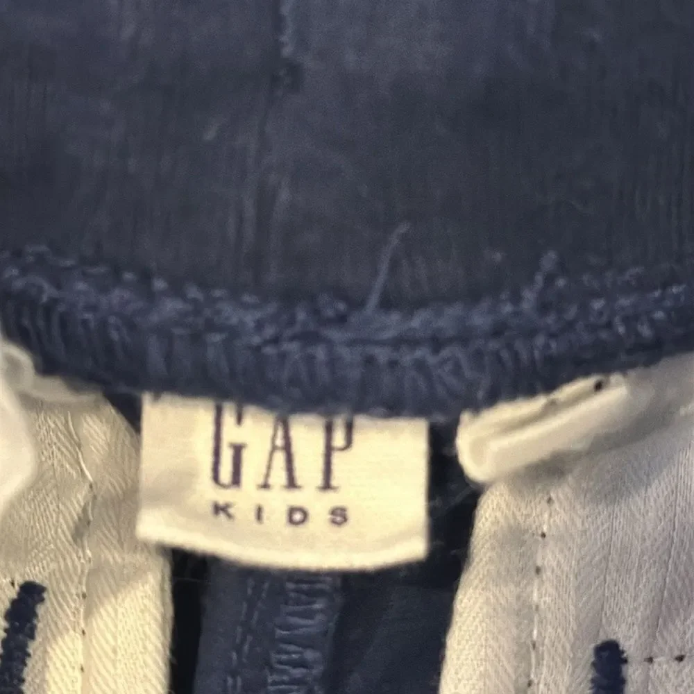 Gap Kids Boys Navy Blue Pull Up - Size S